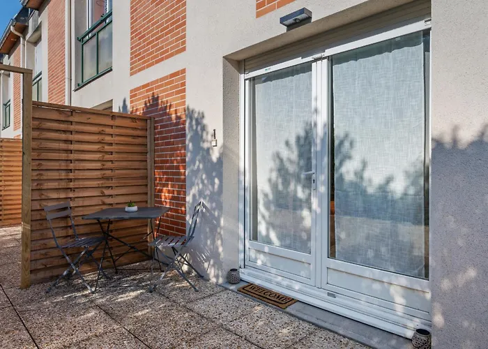 Joli Cosy Confort Avec Parking Gratuit Apartment